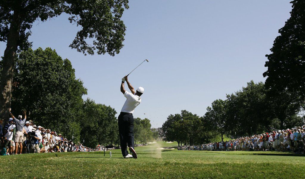 Tiger Woods wins the 2007 PGA Championship at Southern Hills
